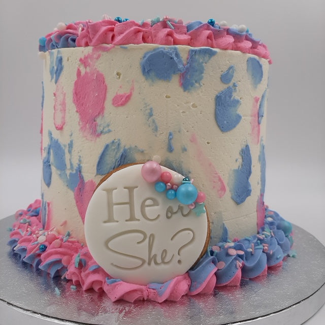 Genderreveal cake